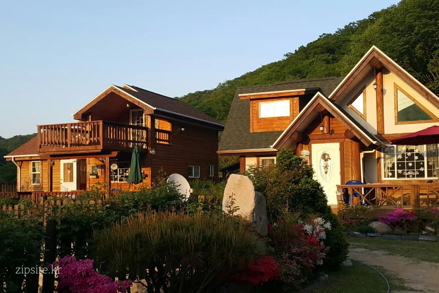 왕산면 목조 전원주택 매매 (대지 200평) 사진 1